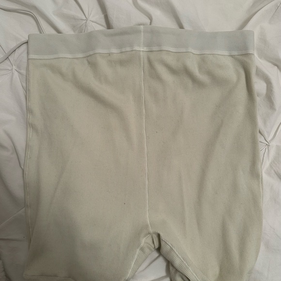 SKIMS boyfriend boxers ribbed - Picture 4 of 4